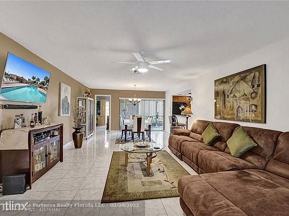 5th image of 2030 SW 17th Cir