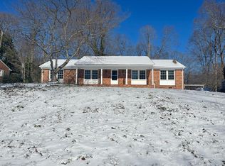 4404 Williamsburg Rd, Greensboro, NC 27410