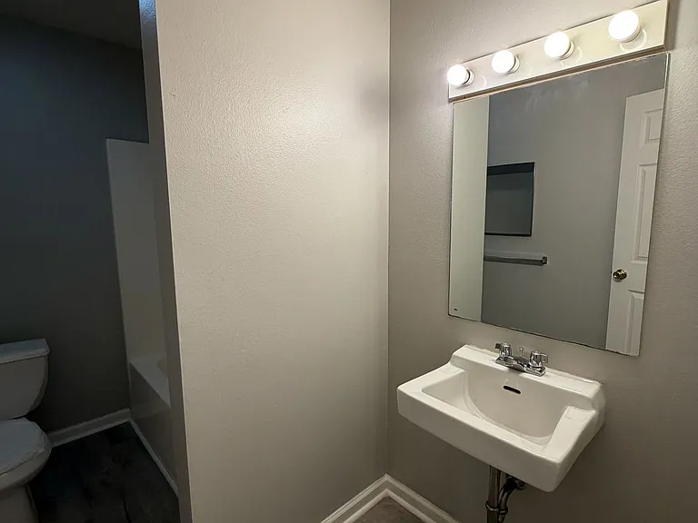 Cornerstone Apartments — Photo 7