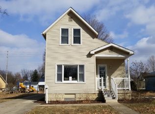 453 N Clark St, Nappanee, IN 46550