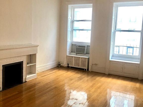 2nd image of 38 E 64th St APT 10