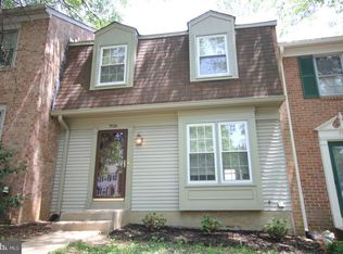 3920 Bradwater St, Fairfax, VA 22031