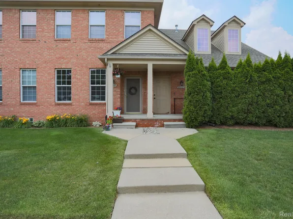 5112 Mesa Dr, Shelby Township, MI 48316