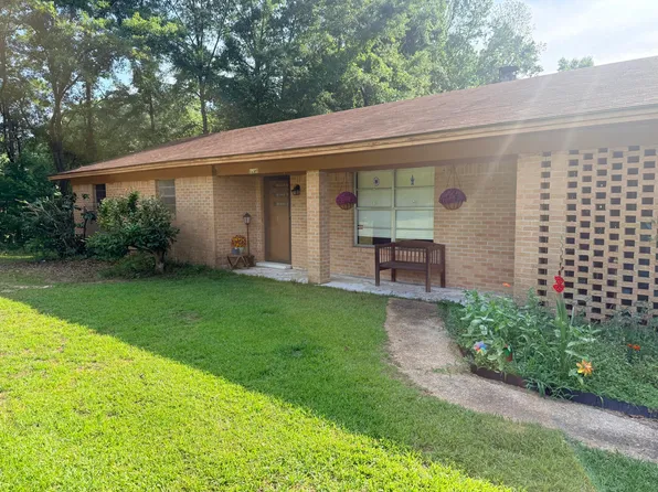 1209 Moody Ln, Butler, AL 36904