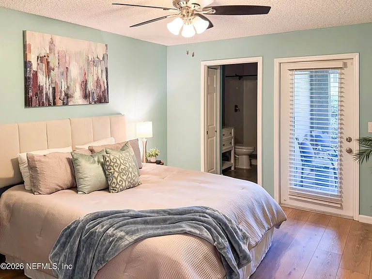800 Ironwood Dr #816 — Photo 6