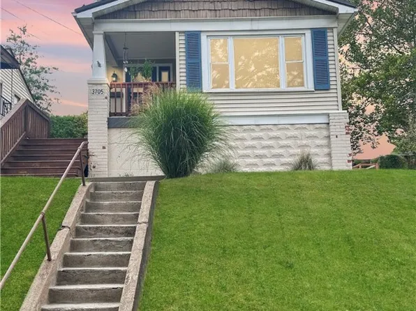 3705 Marlamont Way, Weirton, WV 26062