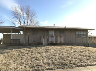1316 SW Clearview Ln, Topeka, KS 66619