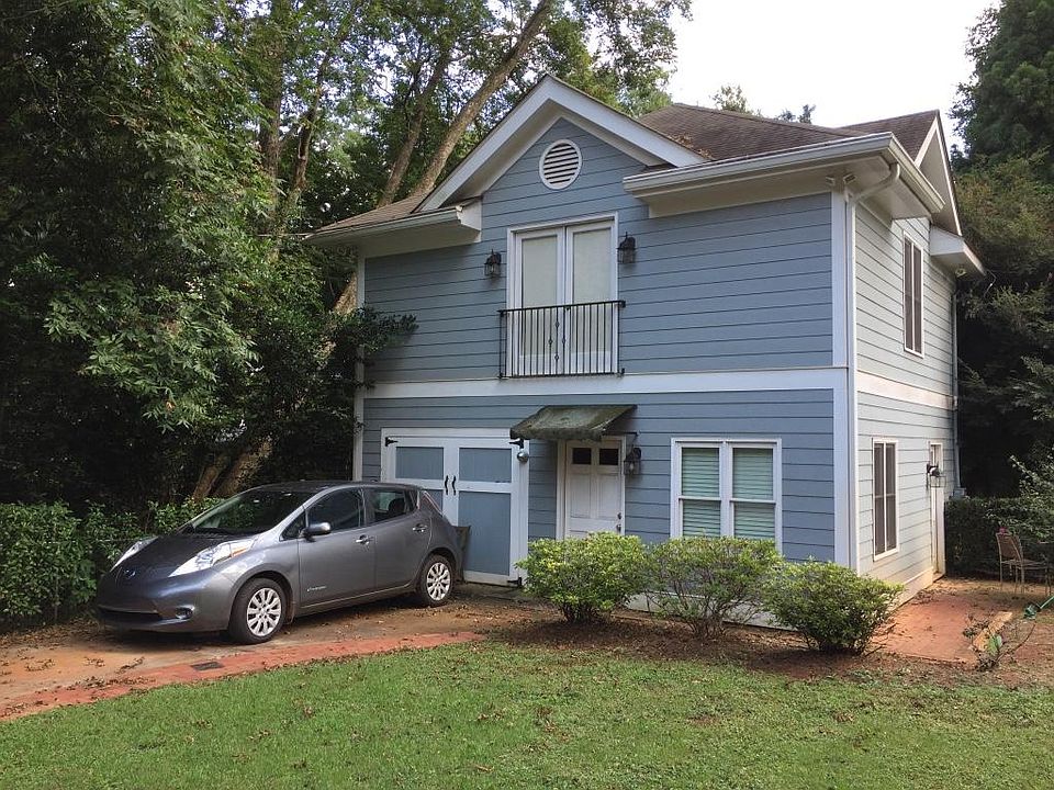 2 story carriage house