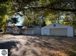 7992 E Pickard Rd, Mount Pleasant, MI 48858