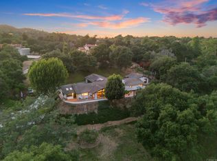 860 Leah Ln, Escondido, CA 92029