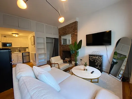 Rented by Village Living Realty | media 3