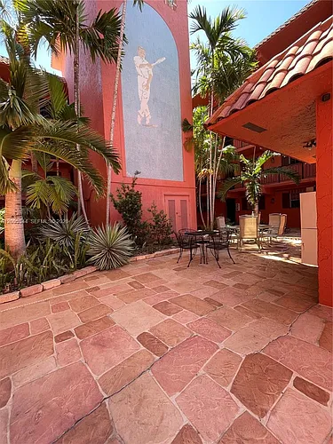 660 Tennis Club Dr Photo 1