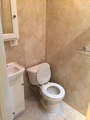 Rented by Lang Realty LLC | media 44