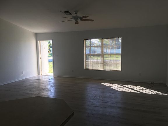 2nd image of 1707 NW 2nd Ter