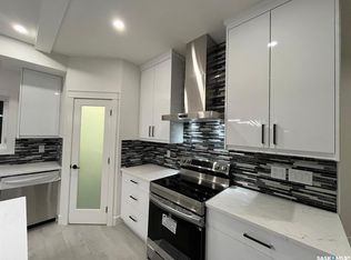 238 Stromberg COURT, Saskatoon, SK S7L 6M9