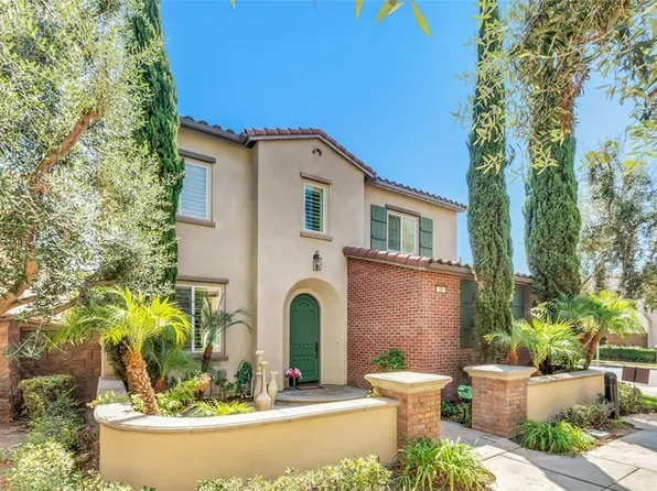 25 Hathaway, Irvine, CA 92620