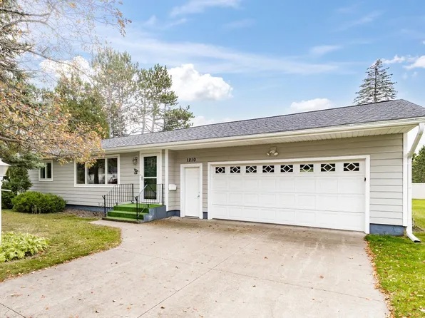 1210 Doddridge Ave, Cloquet, MN 55720