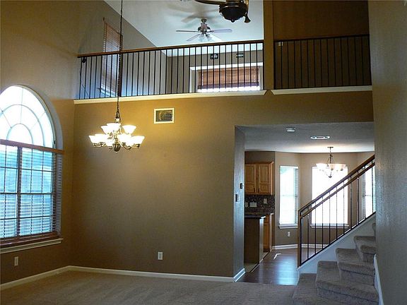 5th image of 1605 Candelaria Mesa Dr
