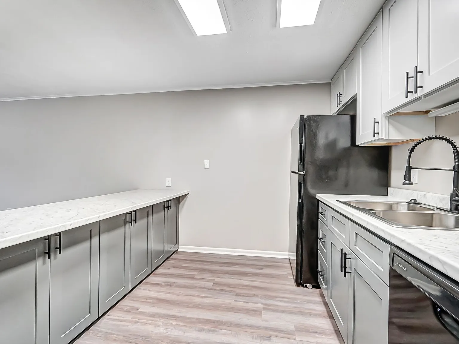 Poplar Ridge Apartments — Photo 3