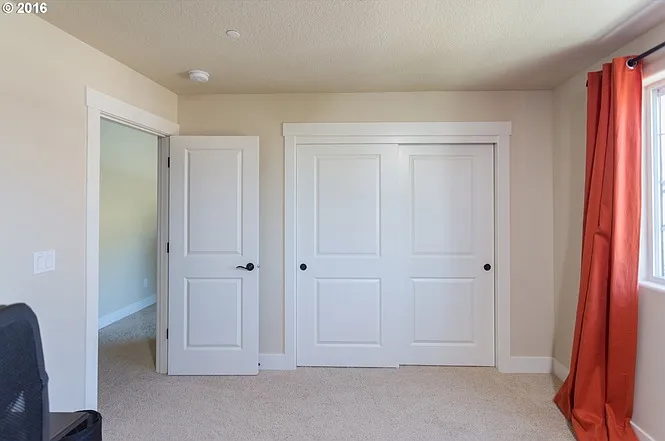 7697 NE Prefontaine St — Photo 17