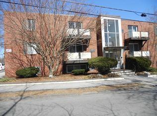 48 N Emerson St APT 4, Wakefield, MA 01880
