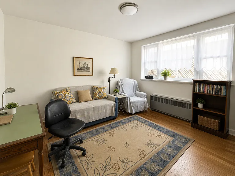 2259 Royce St #2 — Photo 1