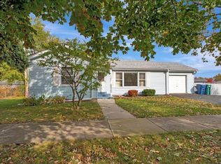 6028 107th St, Chicago Ridge, IL 60415