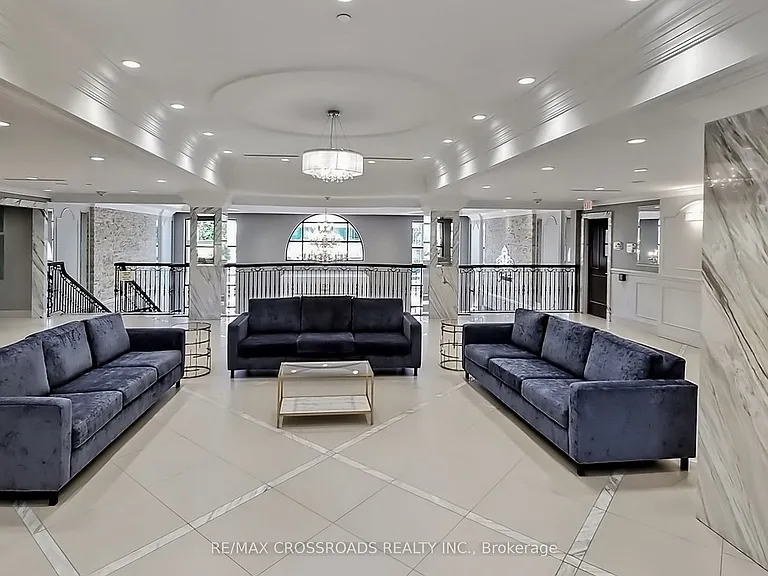 99 S Town Centre Blvd #109 — Photo 4