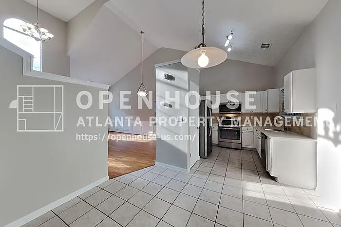 1716 Chanson Pl NE — Photo 8
