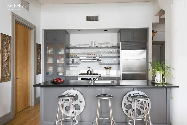 Rented by Sotheby's International Realty | media 20