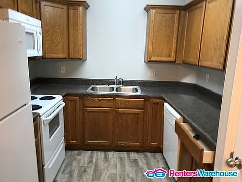 2nd image of 1598 W Westbury Way Unit A