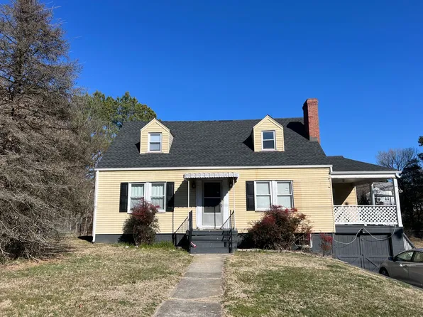 1806 East 3rd Street, 1806 E 3rd St #B, Farmville, VA 23901