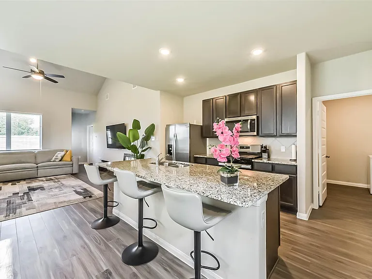 4907 Luke Mathew Dr — Photo 11