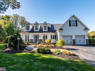 1060 King Rd, Malvern, PA 19355