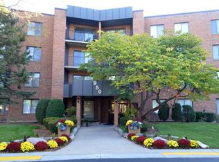 950 E Wilmette Rd UNIT 104, Palatine, IL 60074