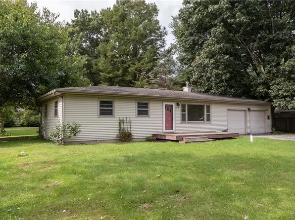 5736 Garden Dr, Indianapolis, IN 46217