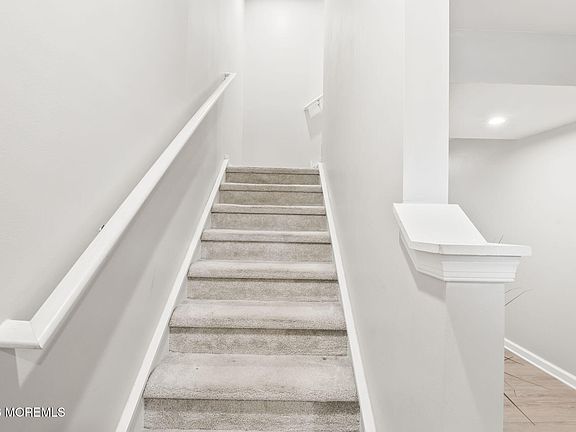4th image of 205 Cyprus Ct #205
