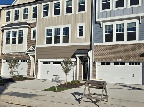 5008 Jowetts Walk Dr #16, Cary, NC 27519
