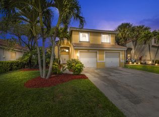 5025 Prairie Dunes Village Cir, Lake Worth, FL 33463