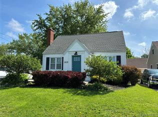 4439 Stratford Ter, Hamburg, NY 14075