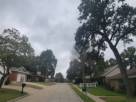 5th image of 100 Stonegate Ct