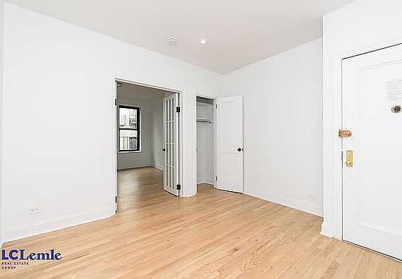 4th image of 215 E 88th St APT 3C