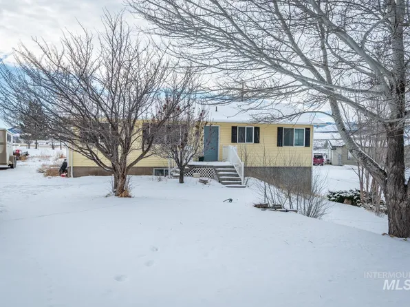 330 E Shoshone St, Rockland, ID 83271