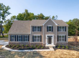 886 Centerton Rd, Mount Laurel, NJ 08054