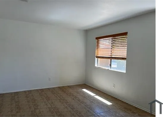 3511 E Baseline Rd #1027 — Photo 4