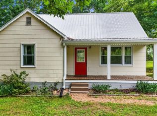 1042 Acorn Rd, Nathalie, VA 24577