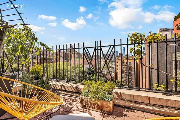 Rented by Sotheby's International Realty | media 21