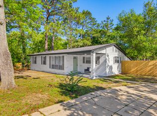 1095 Texas Pkwy, Crestview, FL 32536