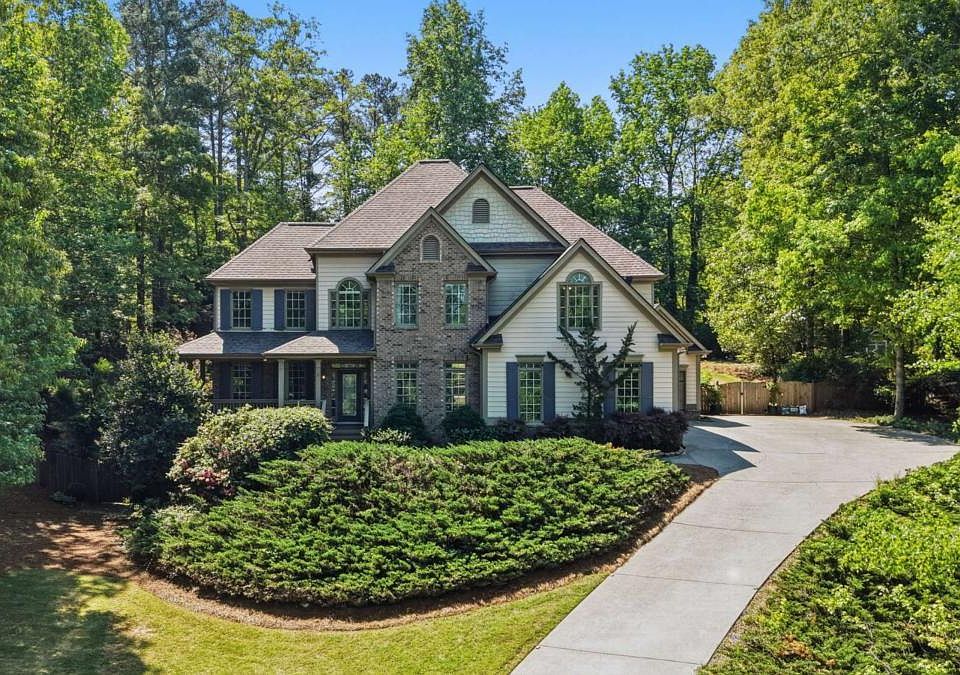 1st image of 101 Lathems Mill Ln