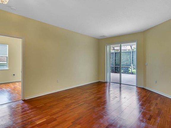 5th image of 11949 Willow Grove Ln